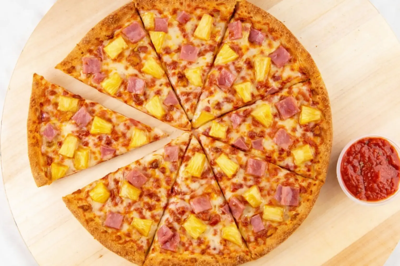 Classic pepperoni pizza Calgary NW - Pizza 3000